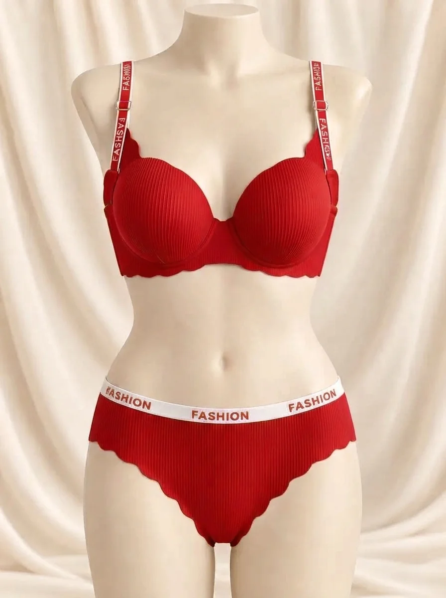 Light Push-Up Bra and Panty Set in Red