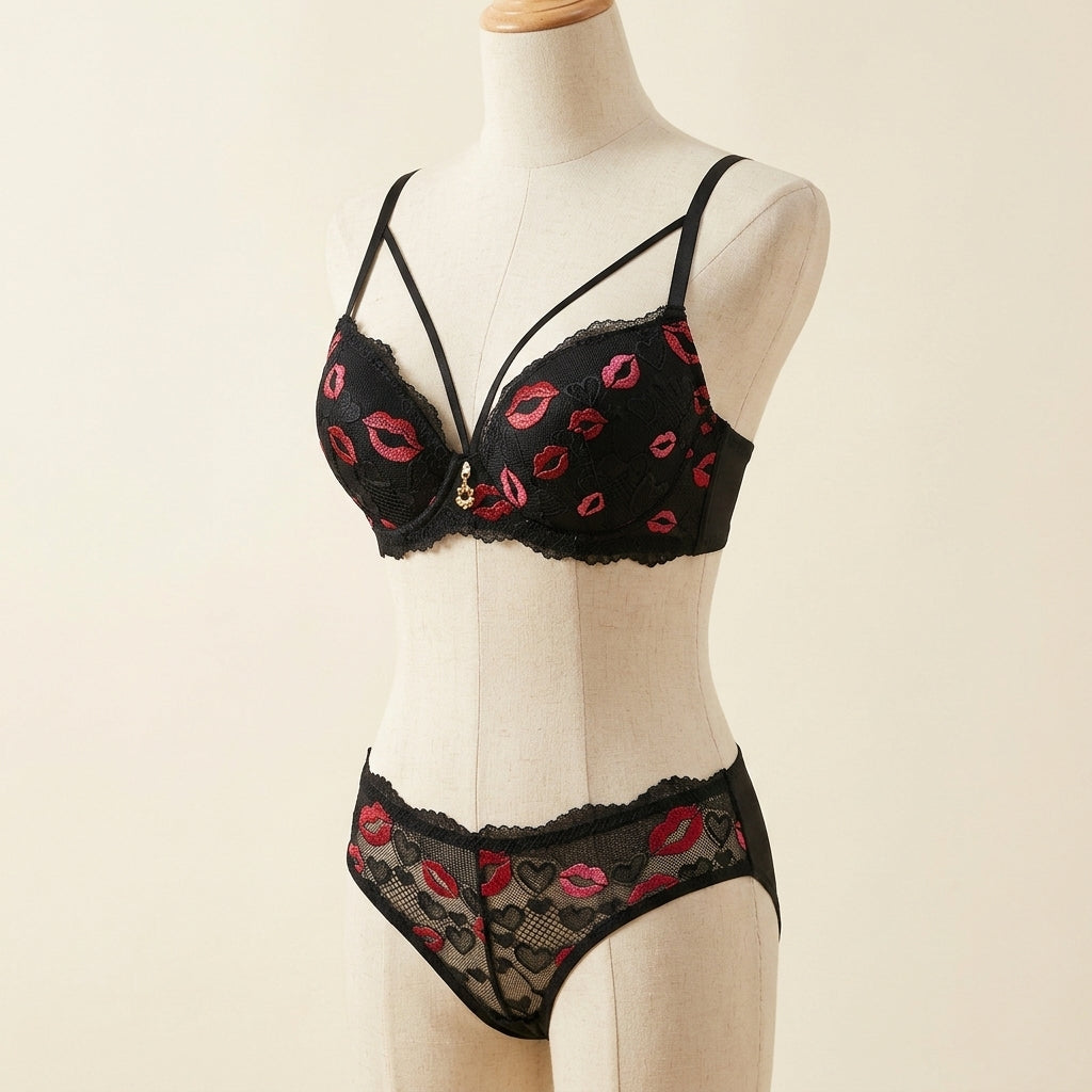 Playful Kiss Print Lace Push-Up Bra Set