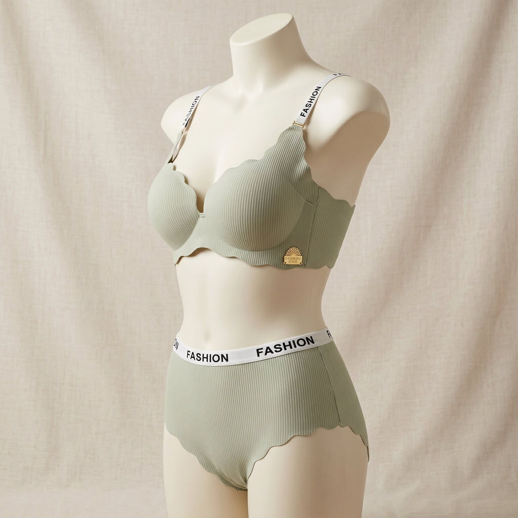 Bliss Lightweight Push-Up & Panty Ensemble