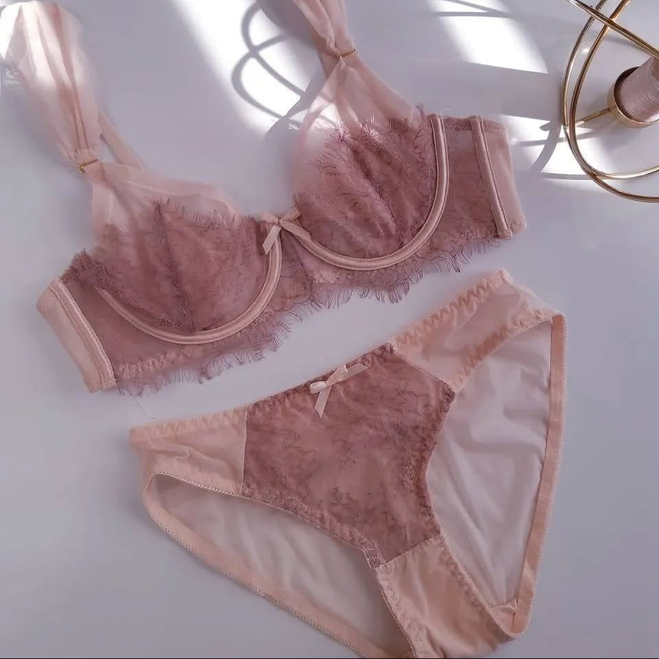 Serene Lace Ultra-Thin Wireless Comfort Set