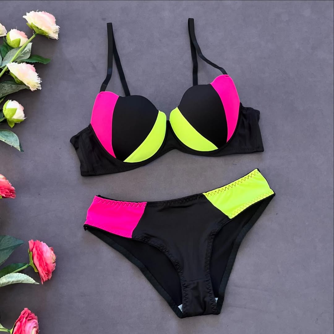 Signature Duo-Tone Sporty Push-Up Set