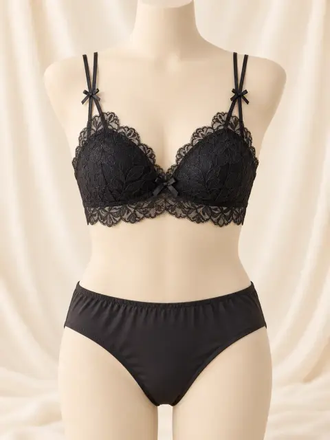 Leaf Lace Wireless Bralette and Brief Set